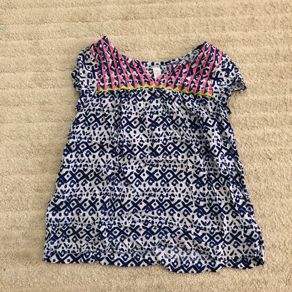 Girls flowy shirt